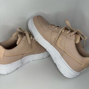 Nike Air Force 1 pixel particle beige W. Size 9